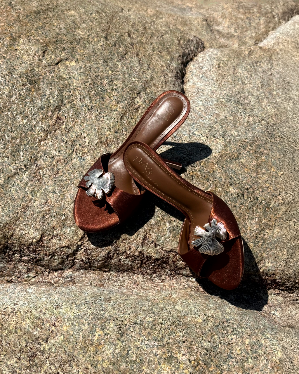 ISRA HIGH HEELS