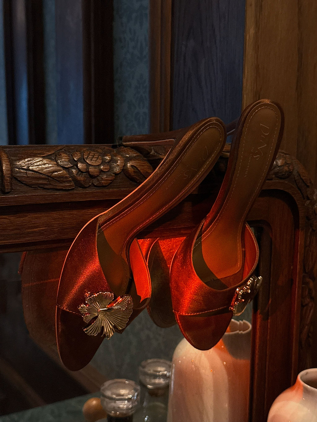 ISRA HIGH HEELS