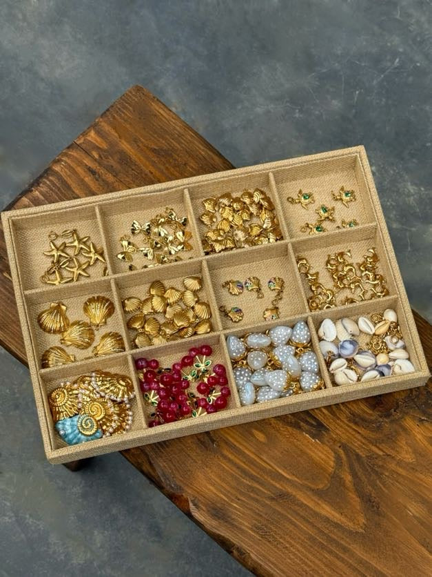 CHARMS COLLECTION IN TITANIUM